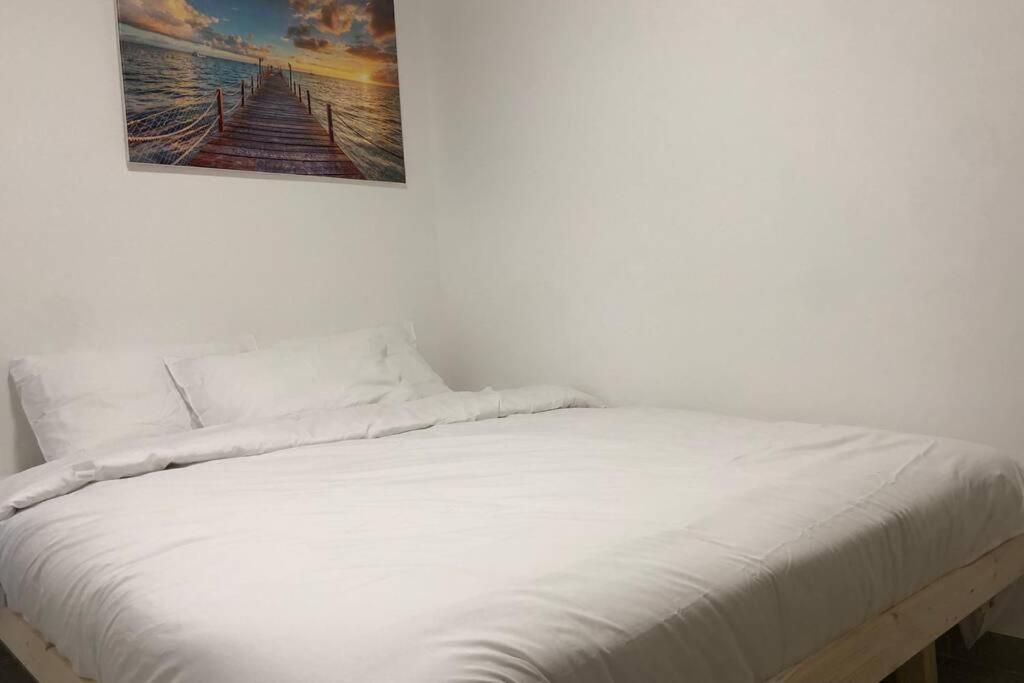 Gondy's Place Apartment *